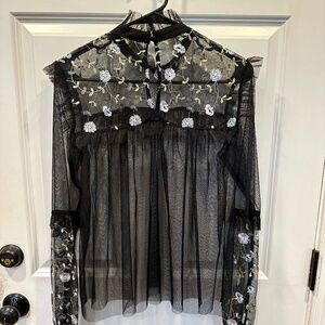 Flower Embroiderd Blask Sheer Top